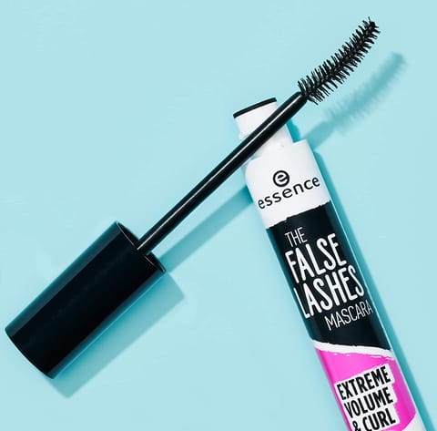 Essence Call Me Queen Dramatic Mascara