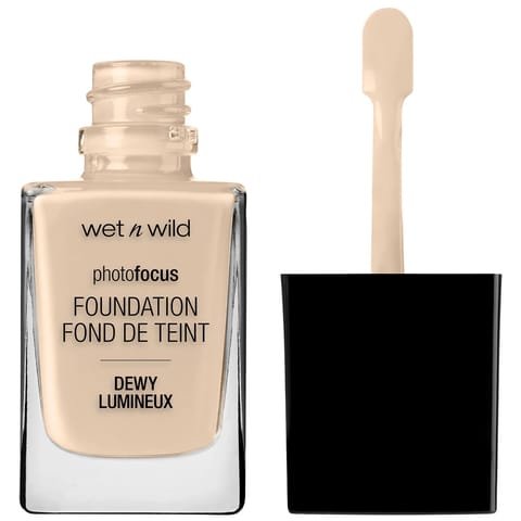 WET N WILD Photofocus Foundation DEWY - Desert Beige